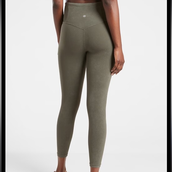 Athleta Elation Garment Dye 7/8 Tight Mountain Olive S/598772 - Picture 2 of 5